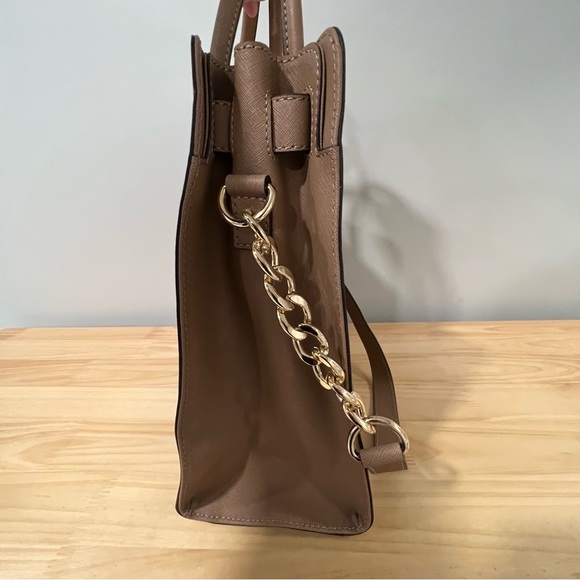 MICHAEL Michael Kors Large Hamilton Saffiano Leather Tote - Picture 5 of 15